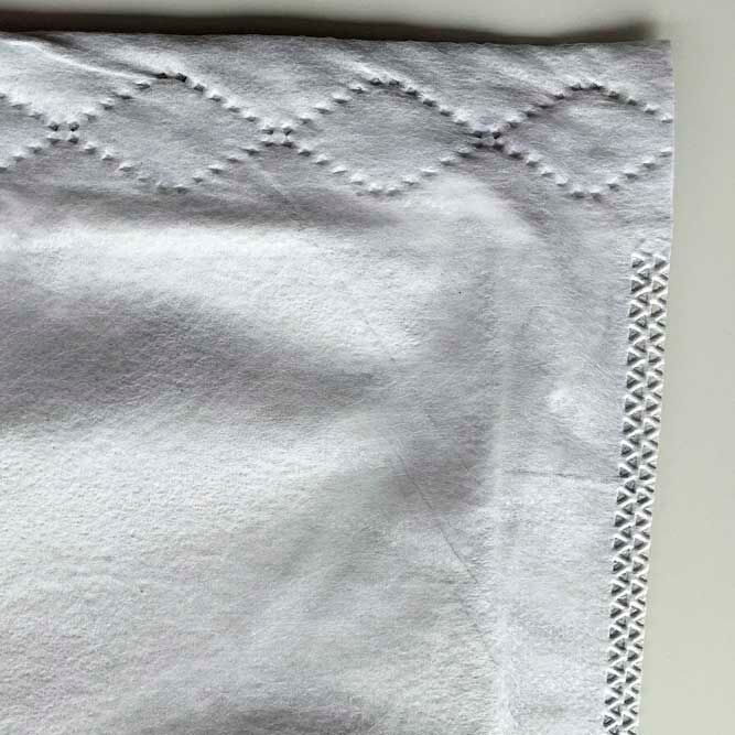 Reintex Einweg-Decke mit Papierfüllung - 190 x 110 cm - 1 Stück