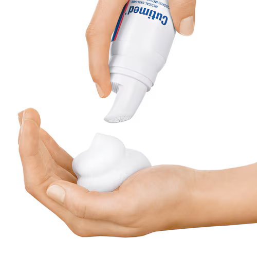 essity Cutimed ACUTE Cremeschaum Cremeschaum mit 10 % Urea - 125 ml - 1 Dose